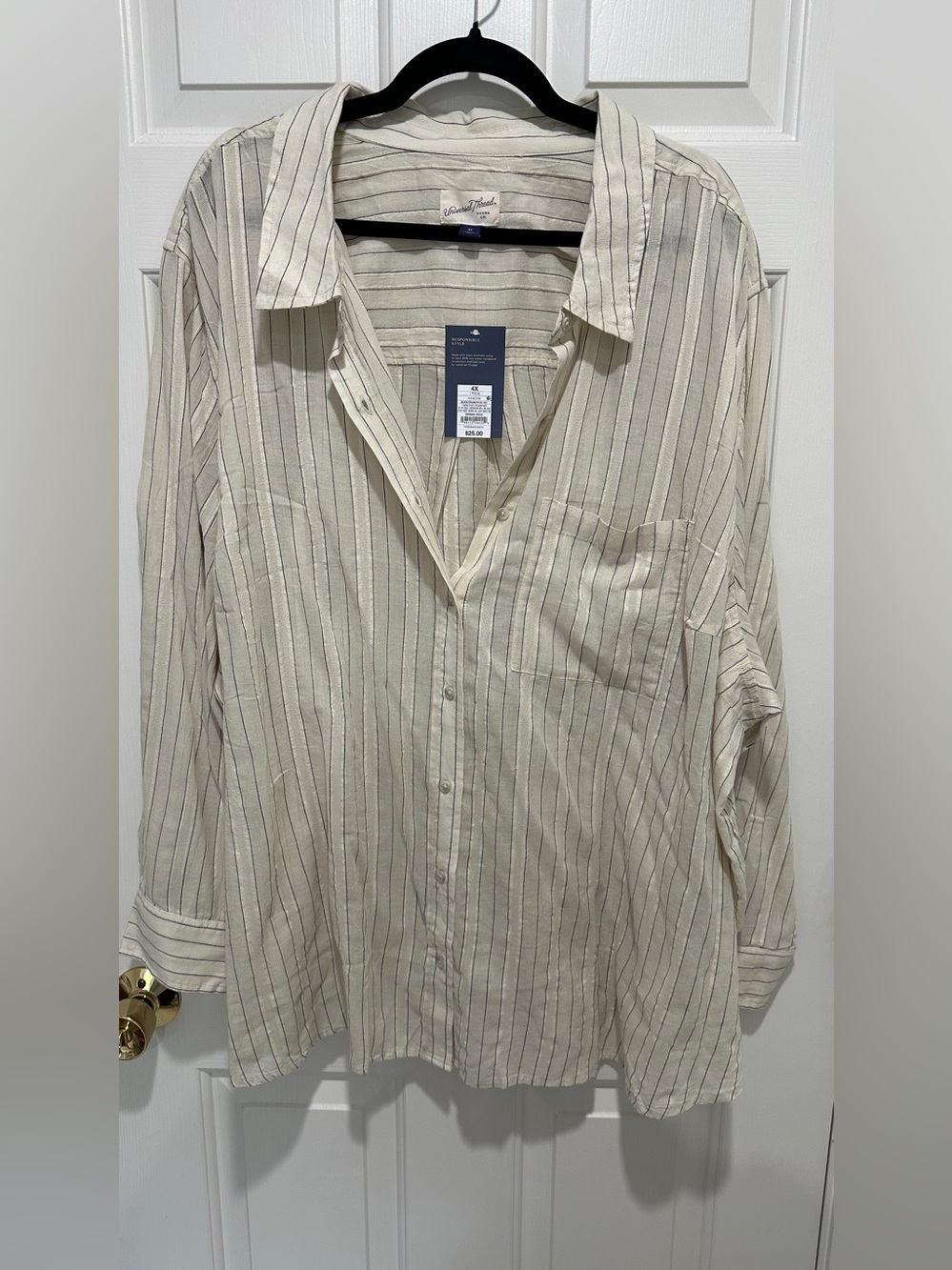 Universal Thread Relaxed Button Down Sz 4X NWT